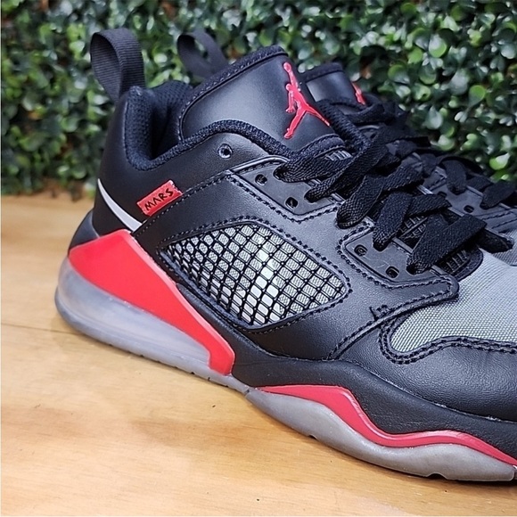 Nike Air Jordan Mars 270 Red & Black Classic Sneakers Women's Size 5.5 Youth 4 - Picture 9 of 9